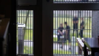 Die Jugendkriminalität in Baden-Württemberg steigt wieder an - nur ins Gefängnis stecken ist keine Lösung